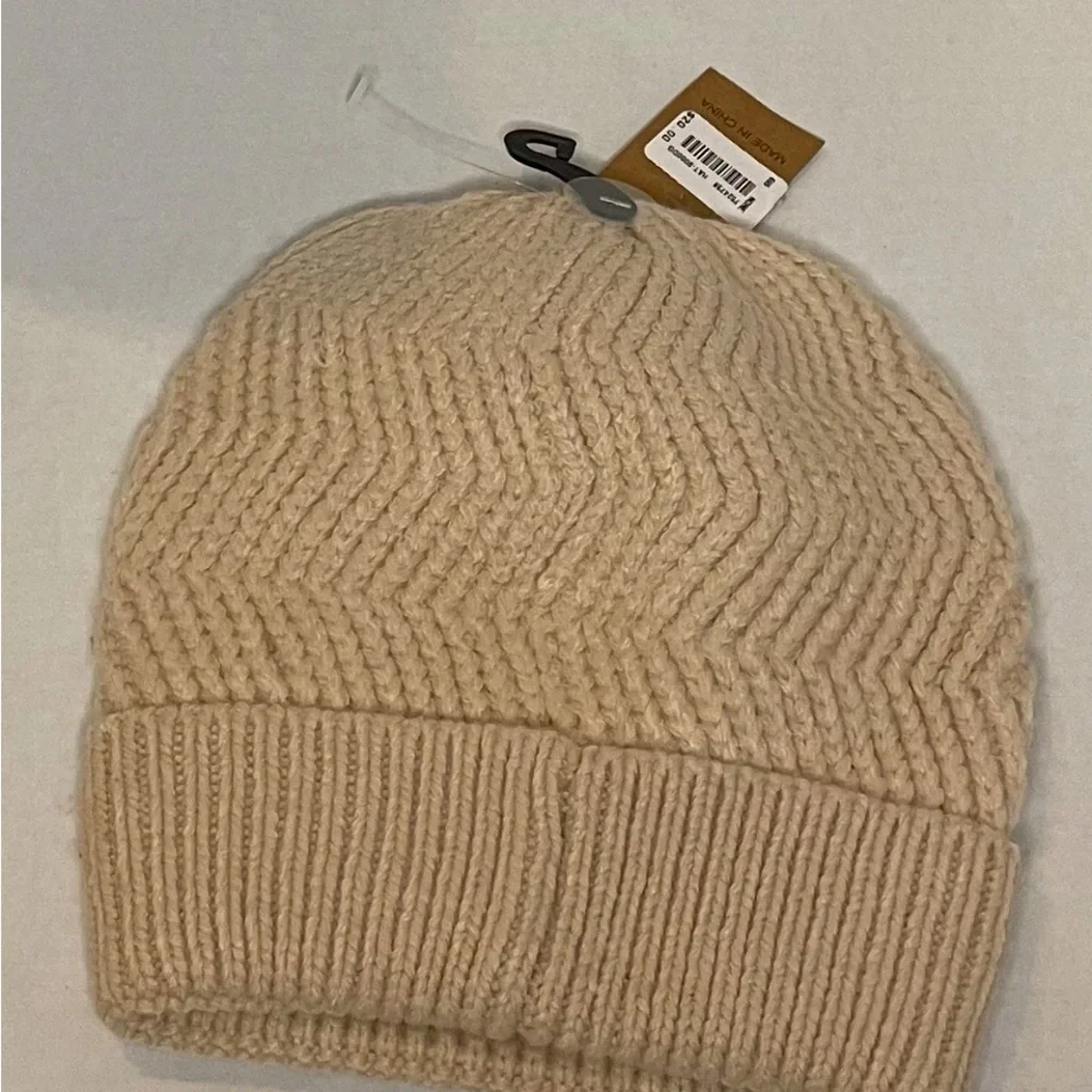 Cream and tan California beanie - Picture 2 of 2